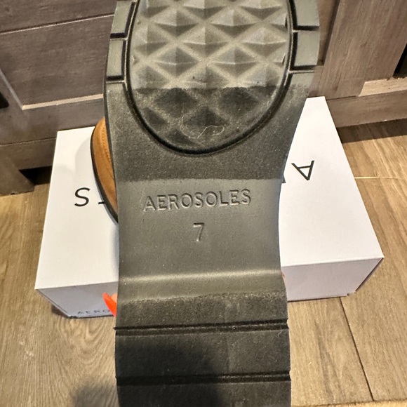 NWOT Aerosoles Women’s Suede Loafers - Picture 4 of 4